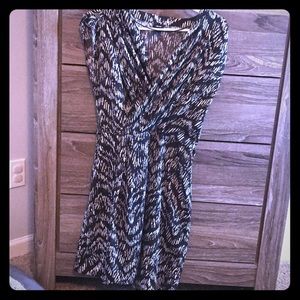Size 8 H&M flattering dress